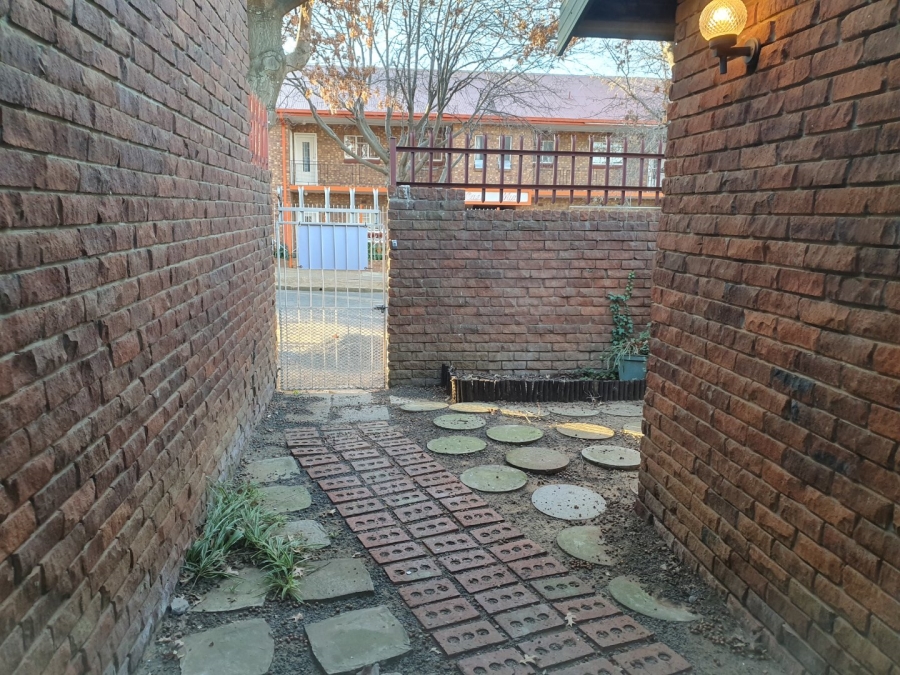 To Let 2 Bedroom Property for Rent in Bethlehem Free State